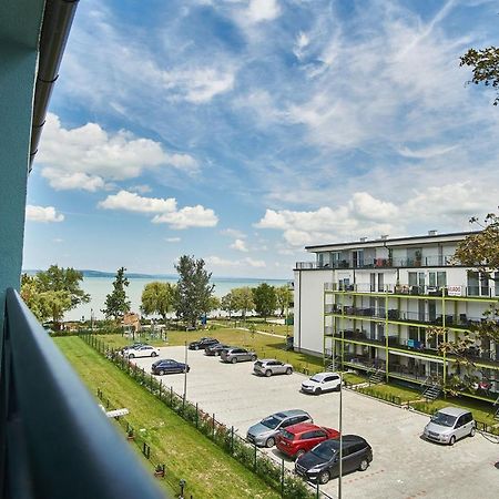 Catamaran Apartments - Hostaid Siófok Exterior foto